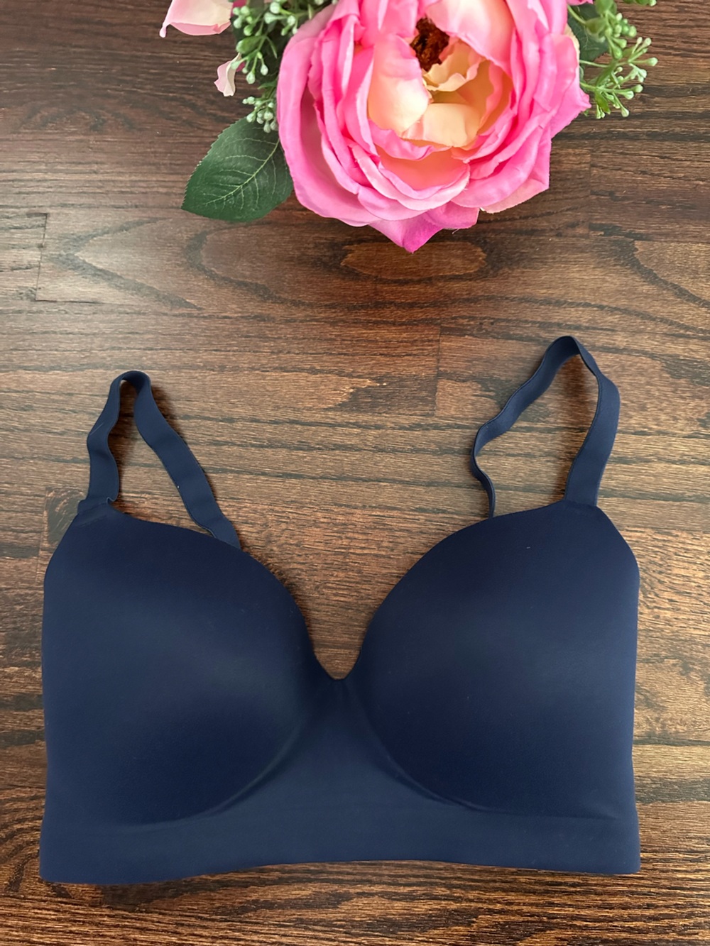 Soma Enbliss Wireless bra, size 34DD